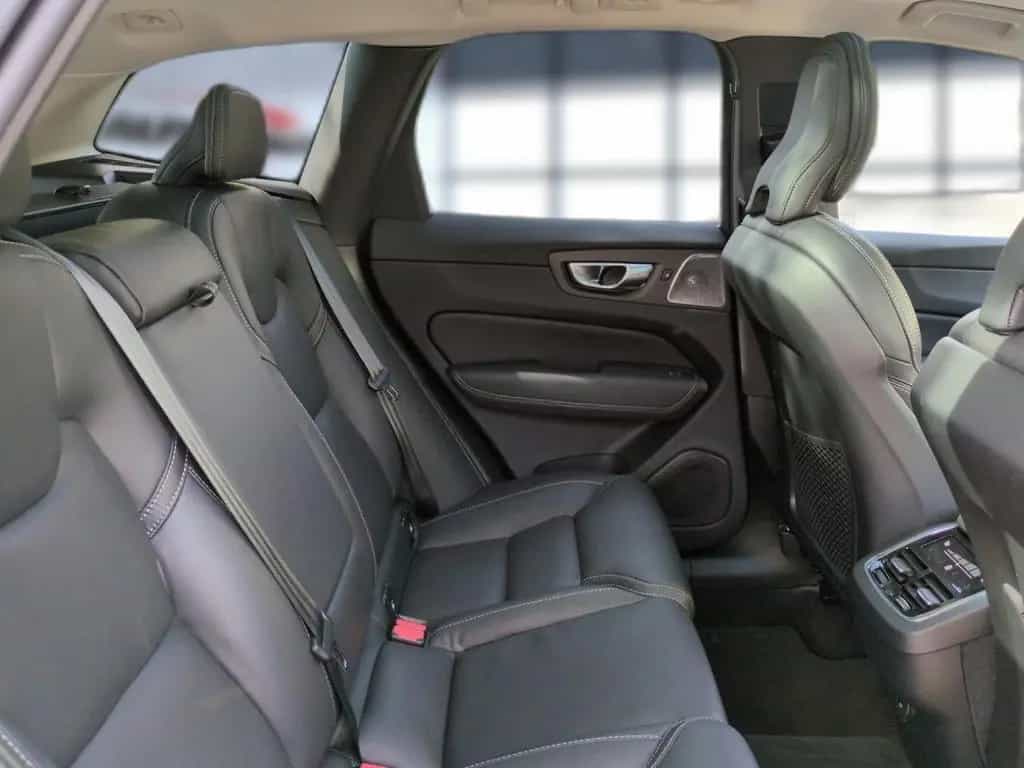 Volvo XC 60 Ultimate Dark AWD 01/2024-photo-19