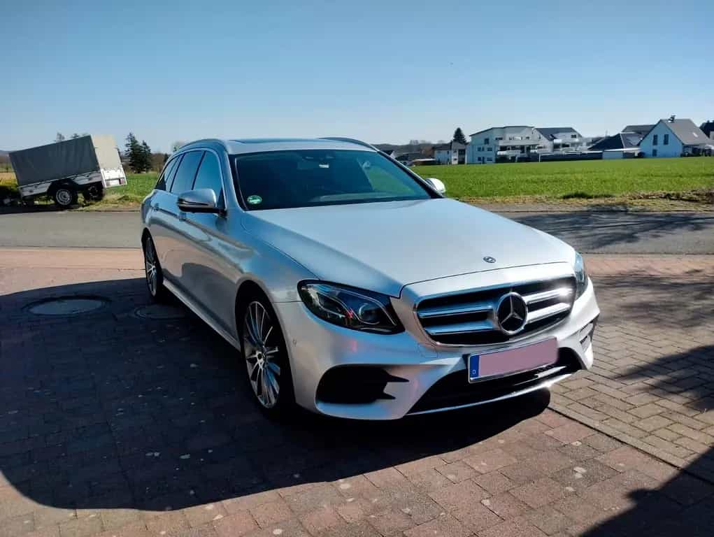 Mercedes-Benz E 400 4MATIC T AMG Line Autom. AMG Line 09/2017-photo-0