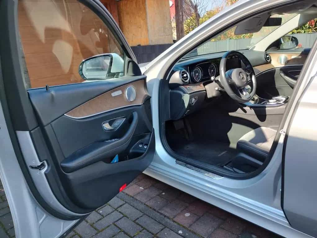Mercedes-Benz E 400 4MATIC T AMG Line Autom. AMG Line 09/2017-photo-8