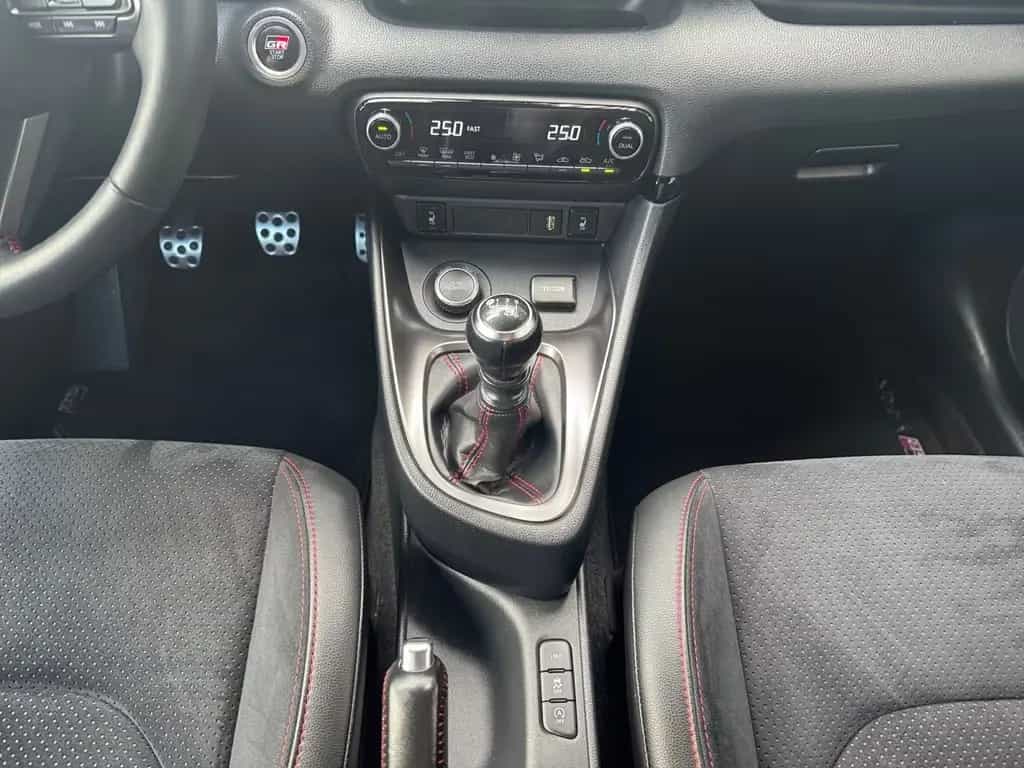 Toyota Yaris GR 1.6 Turbo PERFORMANCE 02/2021-photo-11