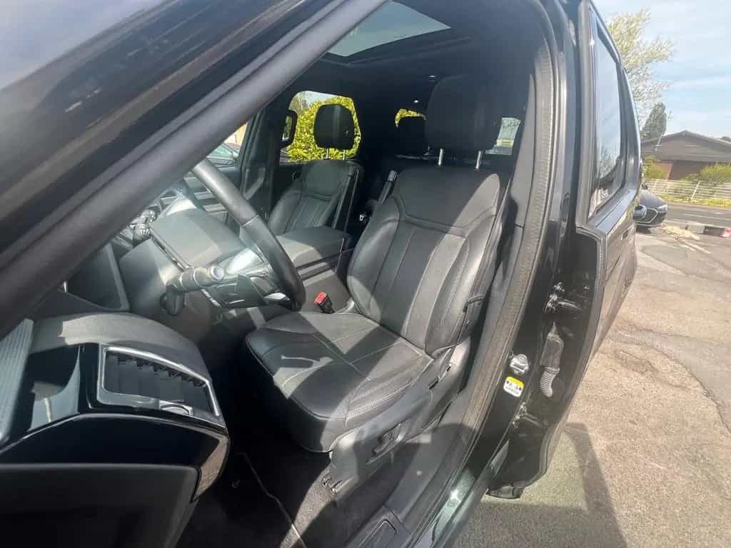 Land Rover Discovery 5 Landmark Edition SDV6*7Sitze 01/2020-photo-10