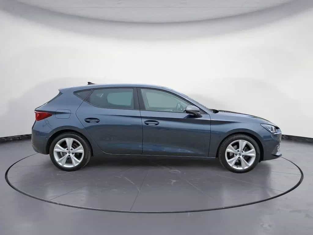 Seat Leon 1.5 eTSI FR PDC SHZ Spurhalteassistent PDC 02/2022-photo-4