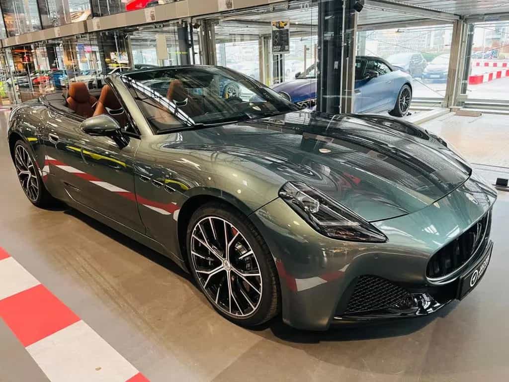 Maserati GranCabrio Verde Giada+HUD+Surround-Kamera+Maserati Köln 05/2026-photo-0