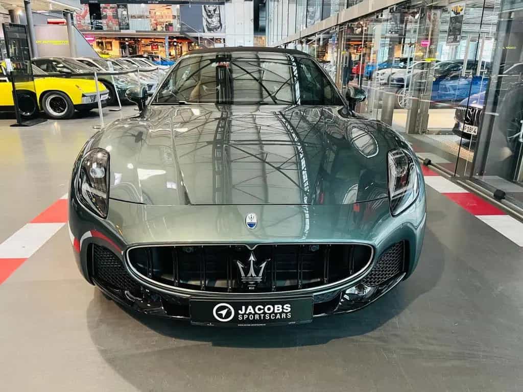 Maserati GranCabrio Verde Giada+HUD+Surround-Kamera+Maserati Köln 05/2026-photo-1