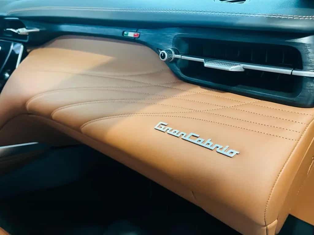 Maserati GranCabrio Verde Giada+HUD+Surround-Kamera+Maserati Köln 05/2026-photo-18