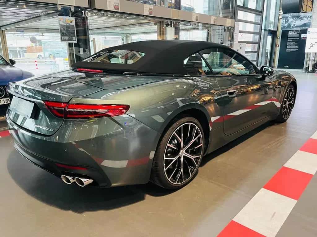 Maserati GranCabrio Verde Giada+HUD+Surround-Kamera+Maserati Köln 05/2026-photo-7