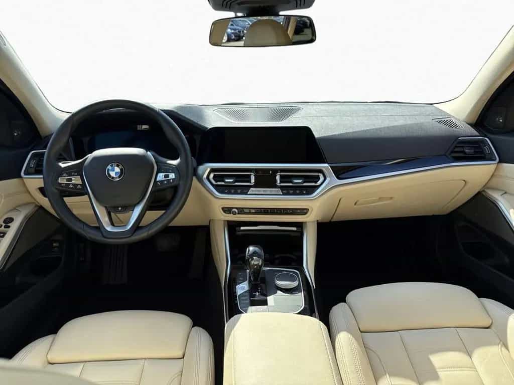 BMW 320 d xDr Tour Luxury Line St&Go StdHz H/K RFK 12/2019-photo-12