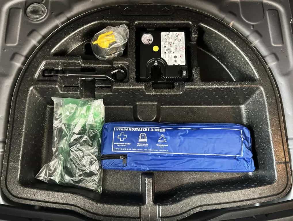 Hyundai i30 Premium 1,4 Ltr. - 103 kW T-GDI-DCT*NAVI*LED 04/2019-photo-14
