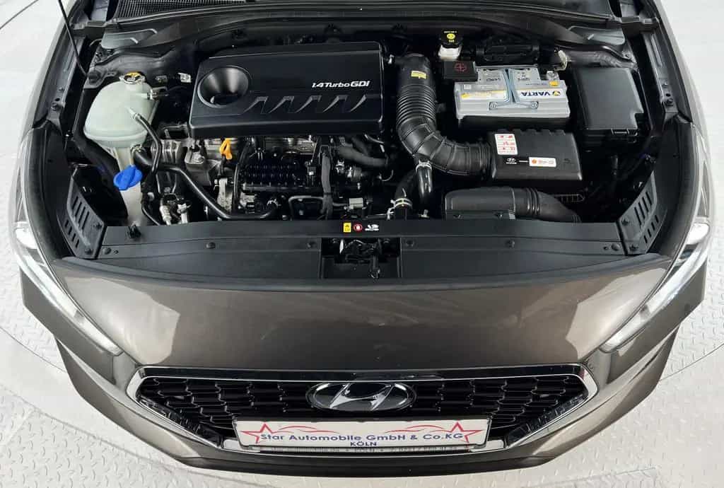 Hyundai i30 Premium 1,4 Ltr. - 103 kW T-GDI-DCT*NAVI*LED 04/2019-photo-3