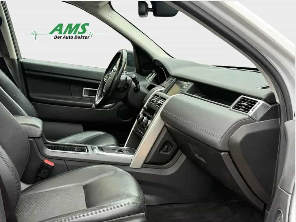 Land Rover Discovery Sport SE AWD 11/2017-photo-11