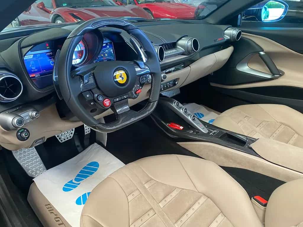 Ferrari 812 GTS*NEU*280 km*BRD*CARBON*LIFT*ADAS*MWST!!! 06/2021-photo-0
