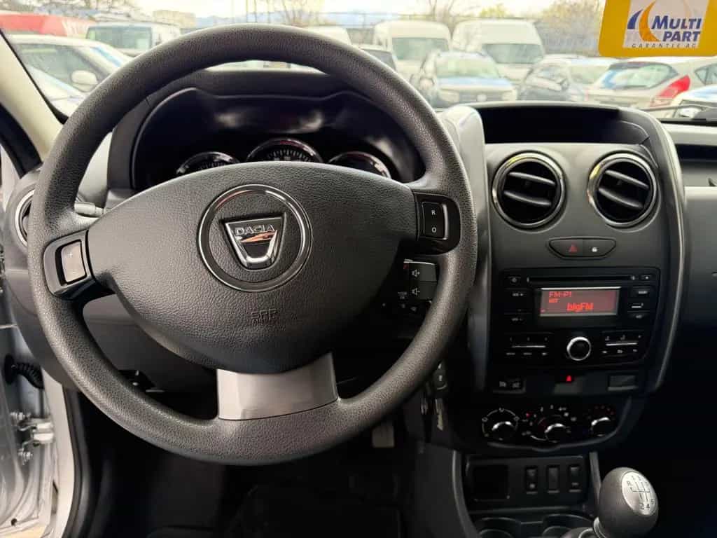 Dacia Duster I Laureate 4x2 GARANTIE-SERVICE & TÜV NEU 12/2016-photo-15