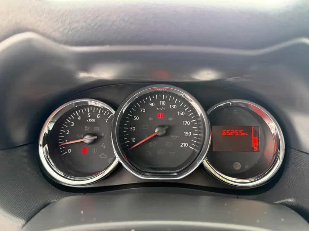 Dacia Duster I Laureate 4x2 GARANTIE-SERVICE & TÜV NEU 12/2016-photo-16