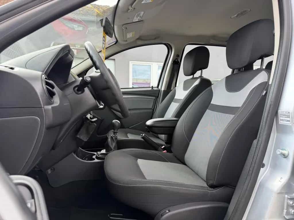 Dacia Duster I Laureate 4x2 GARANTIE-SERVICE & TÜV NEU 12/2016-photo-8