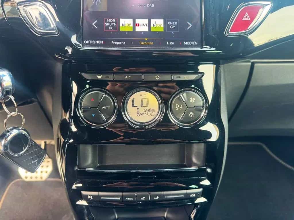 DS Automobiles DS3 PureTech 110 S&S Performance Line Autom. MFL 12/2018-photo-16