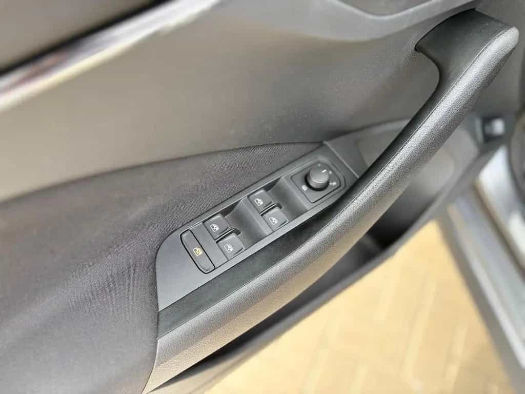 Skoda Kamiq SCOUTLINE 1.5TSI DSG SMARTLINK+ACC+KESSY 09/2023-photo-6