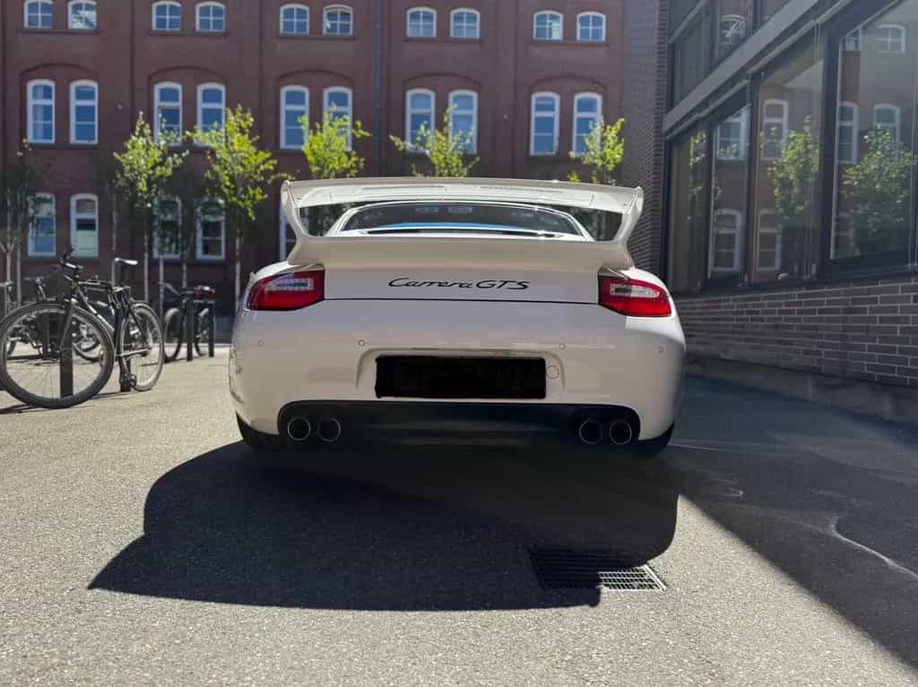 Porsche 997 Carrera GTS Aero Kit gute Historie 05/2011-photo-4