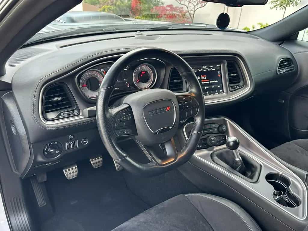 Dodge Challenger 6,4 SRT Shaker*Scat Pack*6.Gang*Leder 09/2020-photo-8
