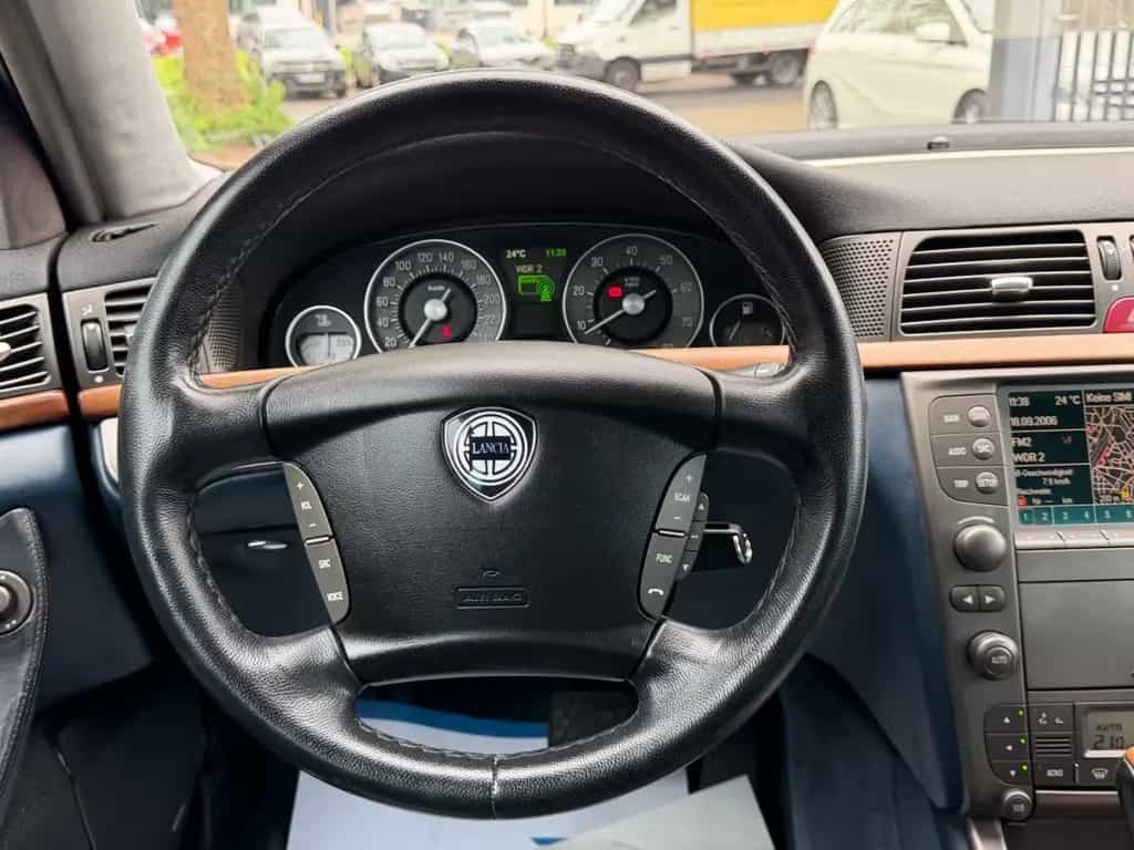 Lancia Thesis 3.2 V6 24V Comfortronic Emblema 12/2004-photo-22