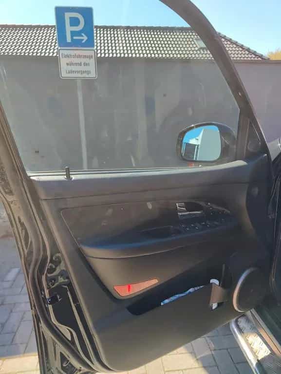 Ssangyong Rexton W RX200 e-XDi Allrad, Exec., TÜV neu 11/2014-photo-5