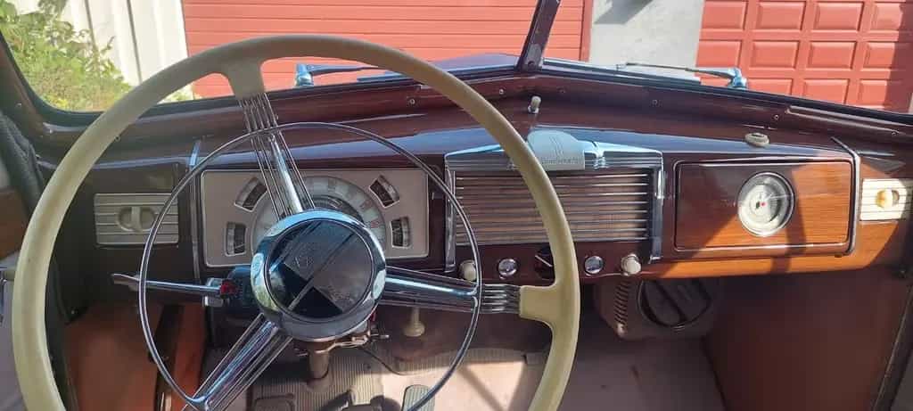 Buick Roadmaster 04/1938-photo-3