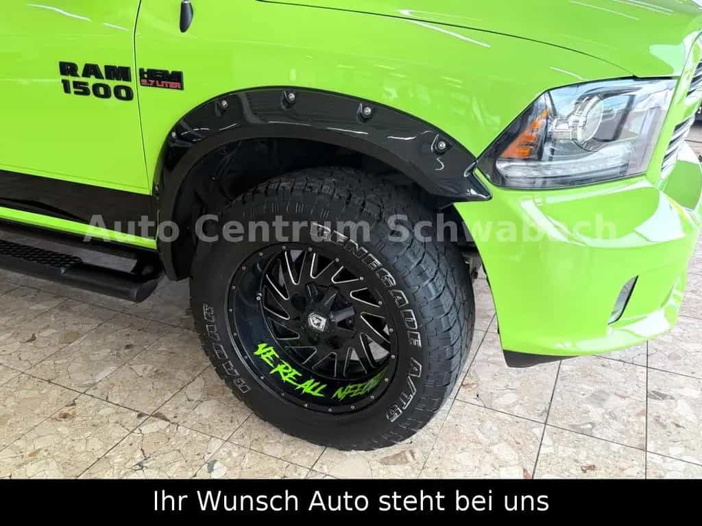 Dodge RAM 5.7 Hemi Crew Cab Sport Green Beast 4X4 LPG 09/2017-photo-13