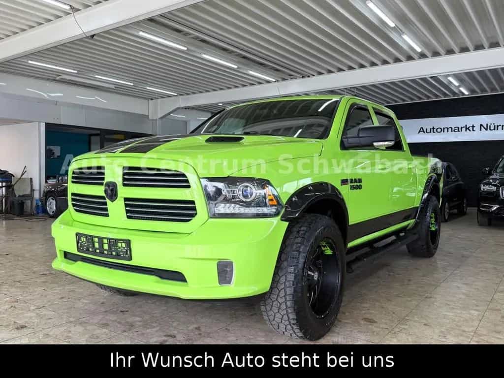 Dodge RAM 5.7 Hemi Crew Cab Sport Green Beast 4X4 LPG 09/2017-photo-2