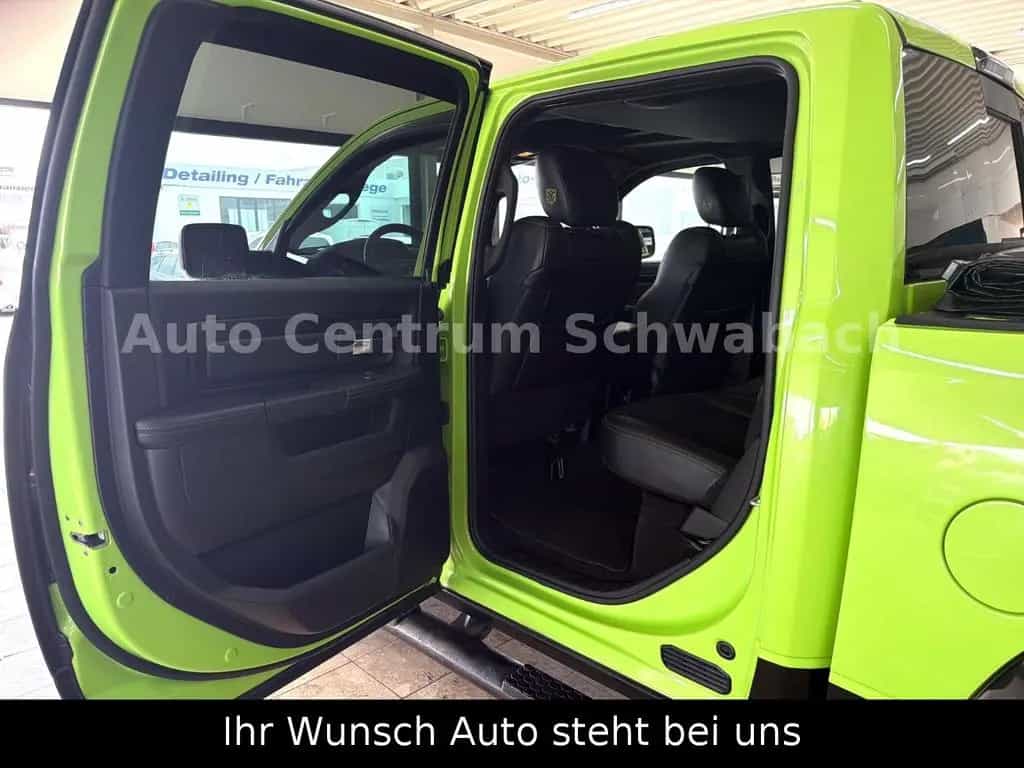 Dodge RAM 5.7 Hemi Crew Cab Sport Green Beast 4X4 LPG 09/2017-photo-27