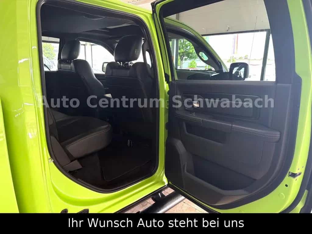 Dodge RAM 5.7 Hemi Crew Cab Sport Green Beast 4X4 LPG 09/2017-photo-29