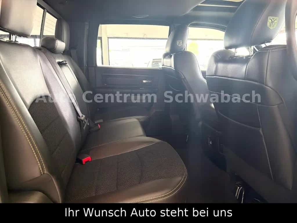 Dodge RAM 5.7 Hemi Crew Cab Sport Green Beast 4X4 LPG 09/2017-photo-30