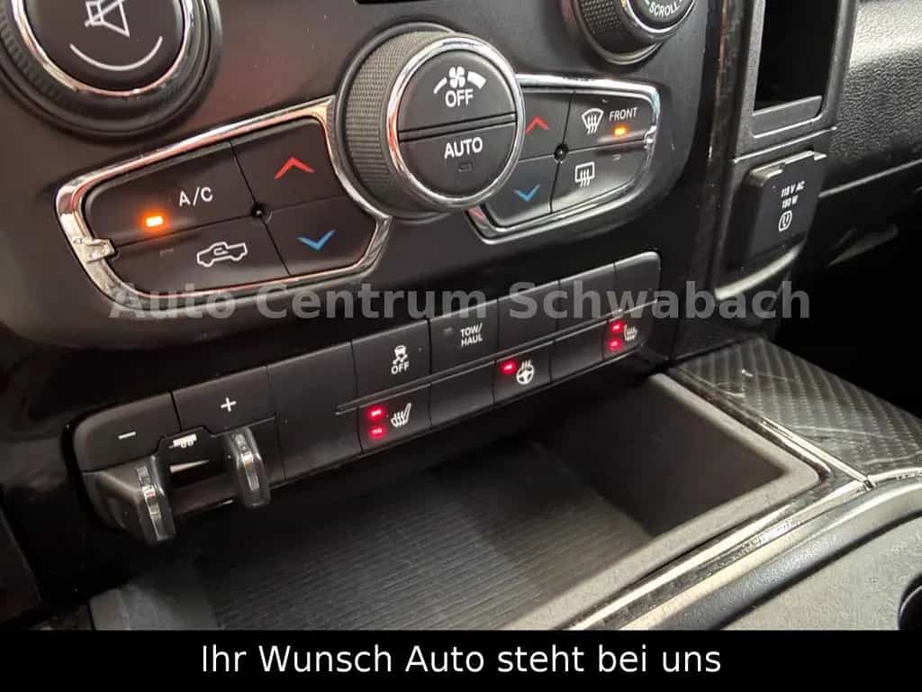 Dodge RAM 5.7 Hemi Crew Cab Sport Green Beast 4X4 LPG 09/2017-photo-33
