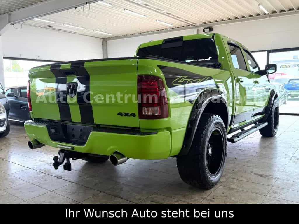 Dodge RAM 5.7 Hemi Crew Cab Sport Green Beast 4X4 LPG 09/2017-photo-8