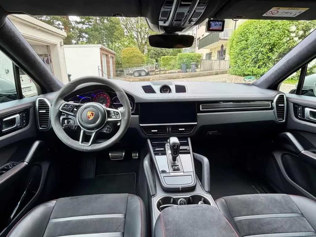 Porsche Cayenne 4.0 V8 GTS Bose Approved 10/26, 8-Fach 10/2021-photo-6