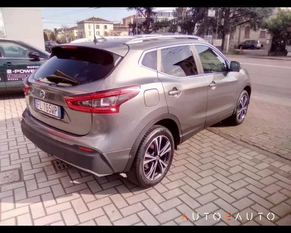 Nissan Qashqai Qashqai II 2017 - qashqai 1.5 dci N-Conne 12/2017-photo-4