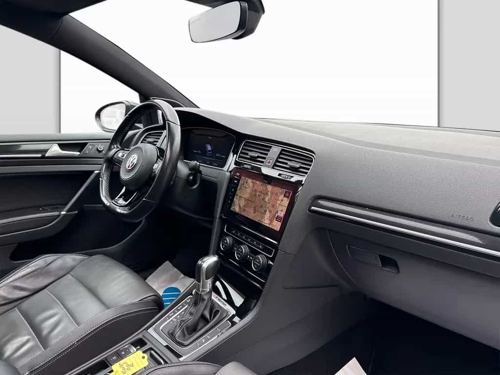 Volkswagen Golf VII R°LEDER°NAVI°KAMERA°SCHIEBEDACH° 07/2017-photo-5