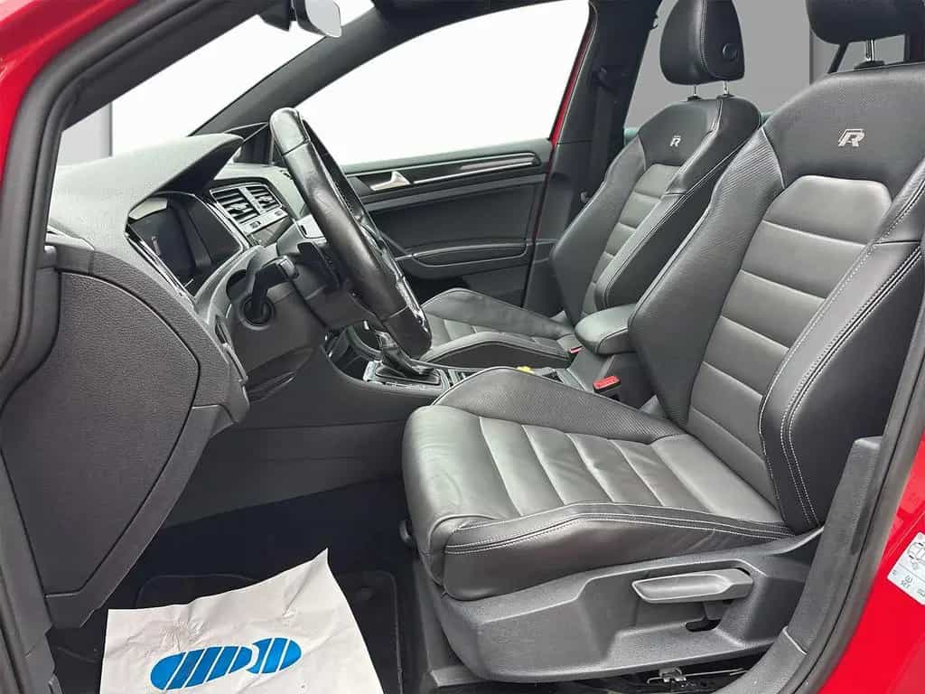 Volkswagen Golf VII R°LEDER°NAVI°KAMERA°SCHIEBEDACH° 07/2017-photo-7
