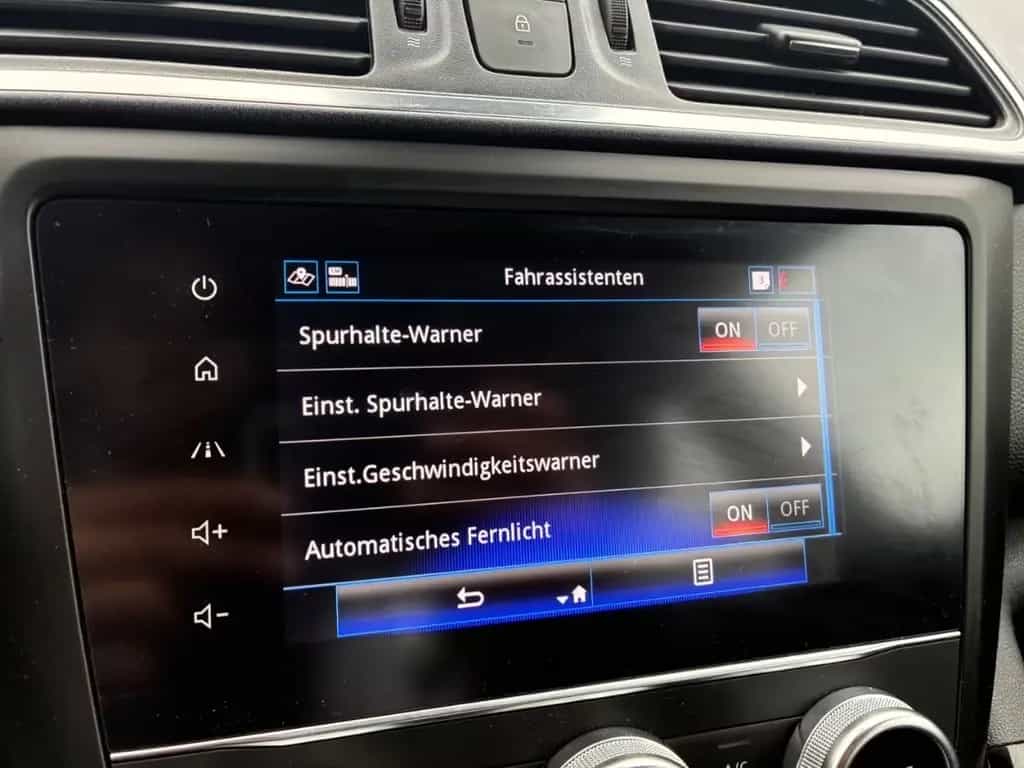 Renault Kadjar LIMITED Deluxe TCe 140 GPF +Winterräder++ 11/2020-photo-34