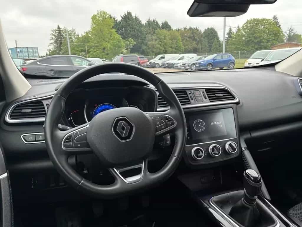 Renault Kadjar LIMITED Deluxe TCe 140 GPF +Winterräder++ 11/2020-photo-9