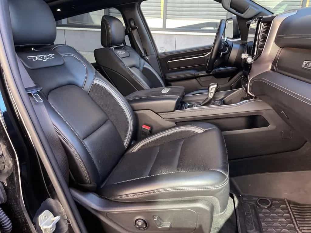 Dodge RAM 03/2022-photo-16