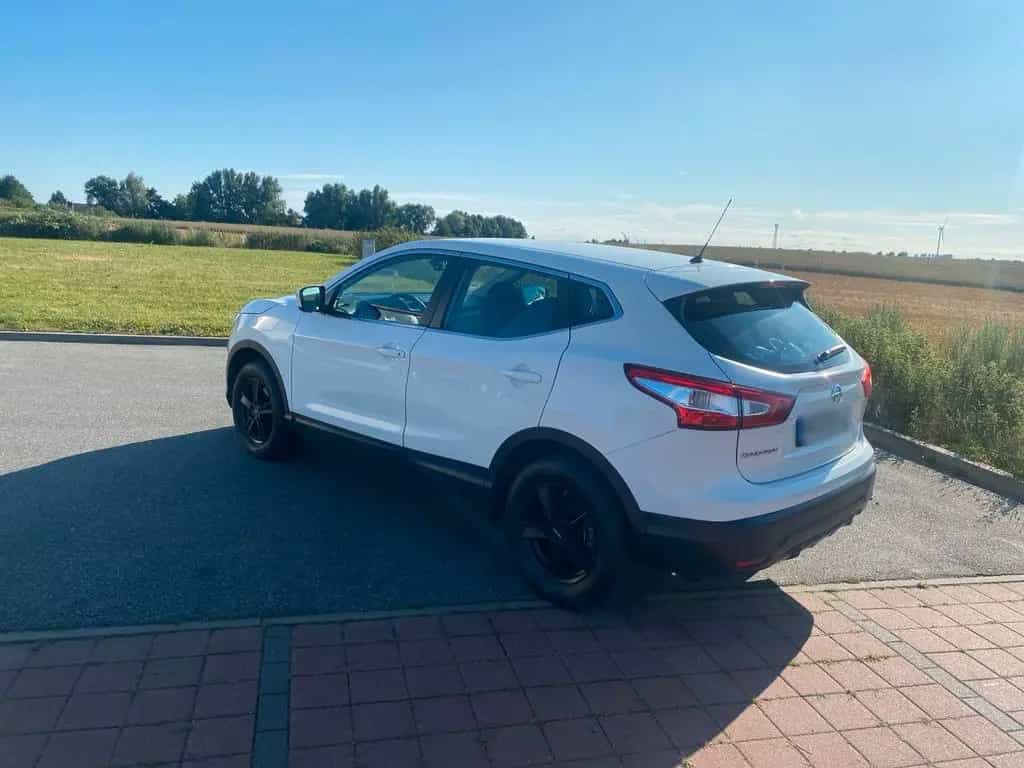 Nissan Qashqai 1.2 Acenta 1.HAND 04/2017-photo-6