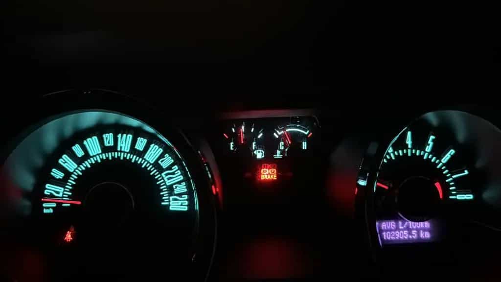 Ford Mustang 05/2012-photo-10