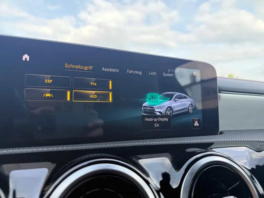 Mercedes-Benz CLA 200 AMG/Head-Up/Spur/R.Kamera/Apple-Carplay 05/2019-photo-23