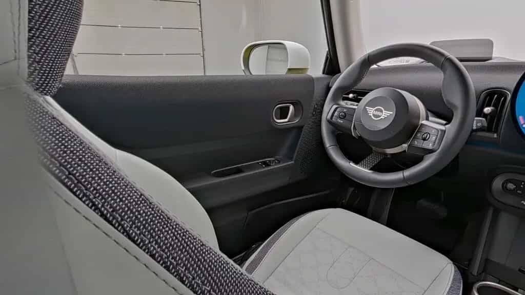 MINI Cooper C 03/2025-photo-10