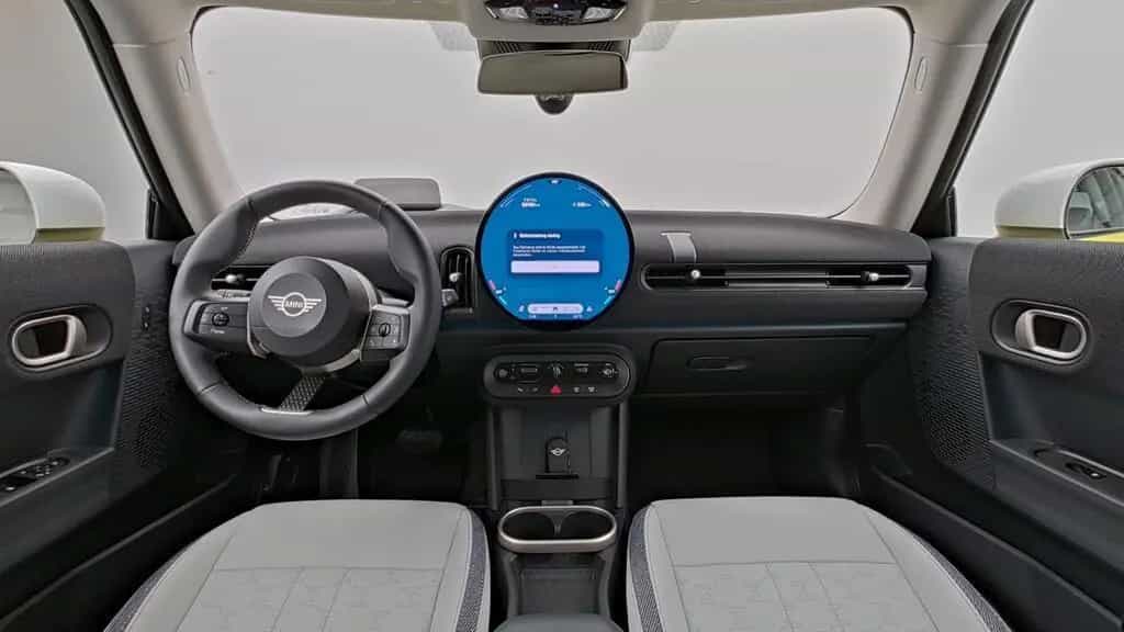 MINI Cooper C 03/2025-photo-11