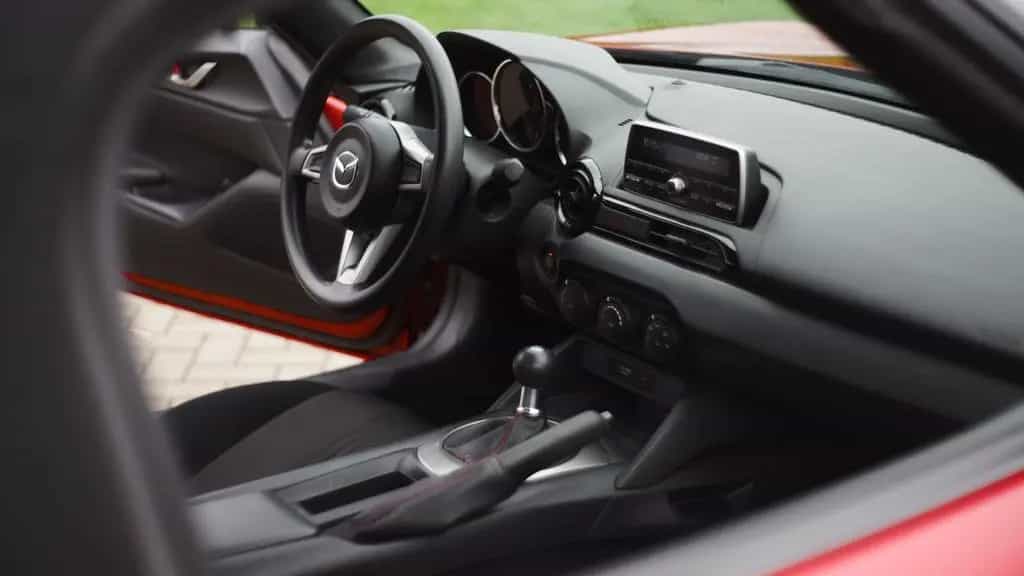 Mazda MX-5 1.5 SKYACTIV-G 131 Center-Line Center-Line 02/2016-photo-2