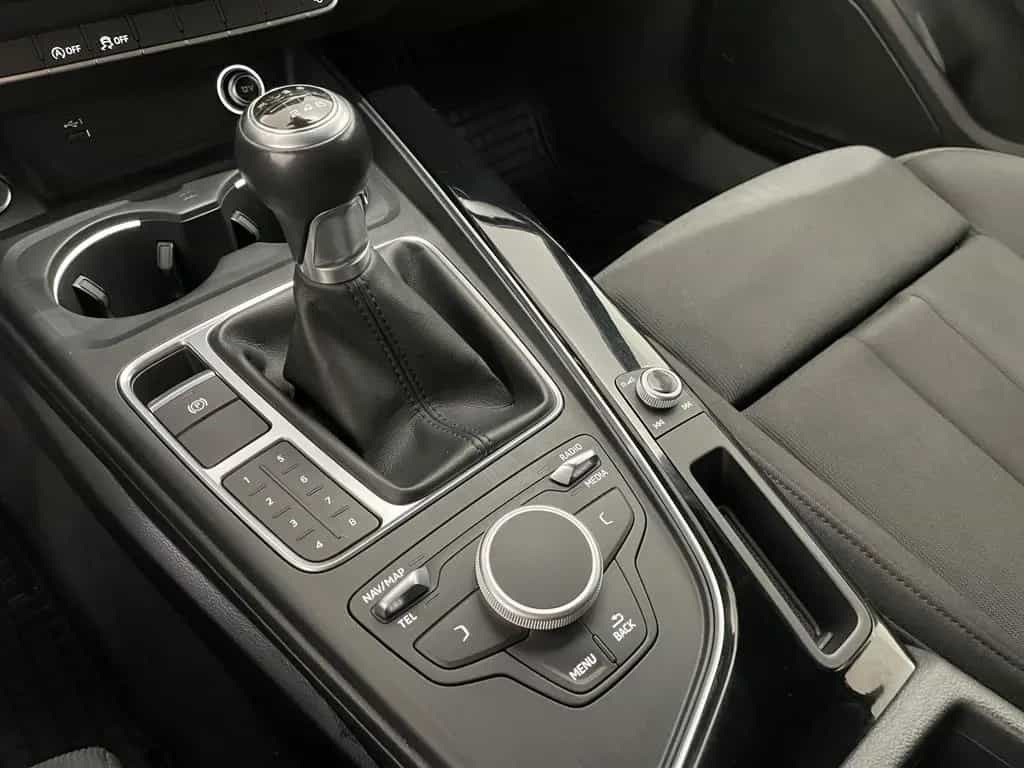Audi A4 Avant 35 TFSI Sport DAB LED AHK el. Sitze 08/2019-photo-20
