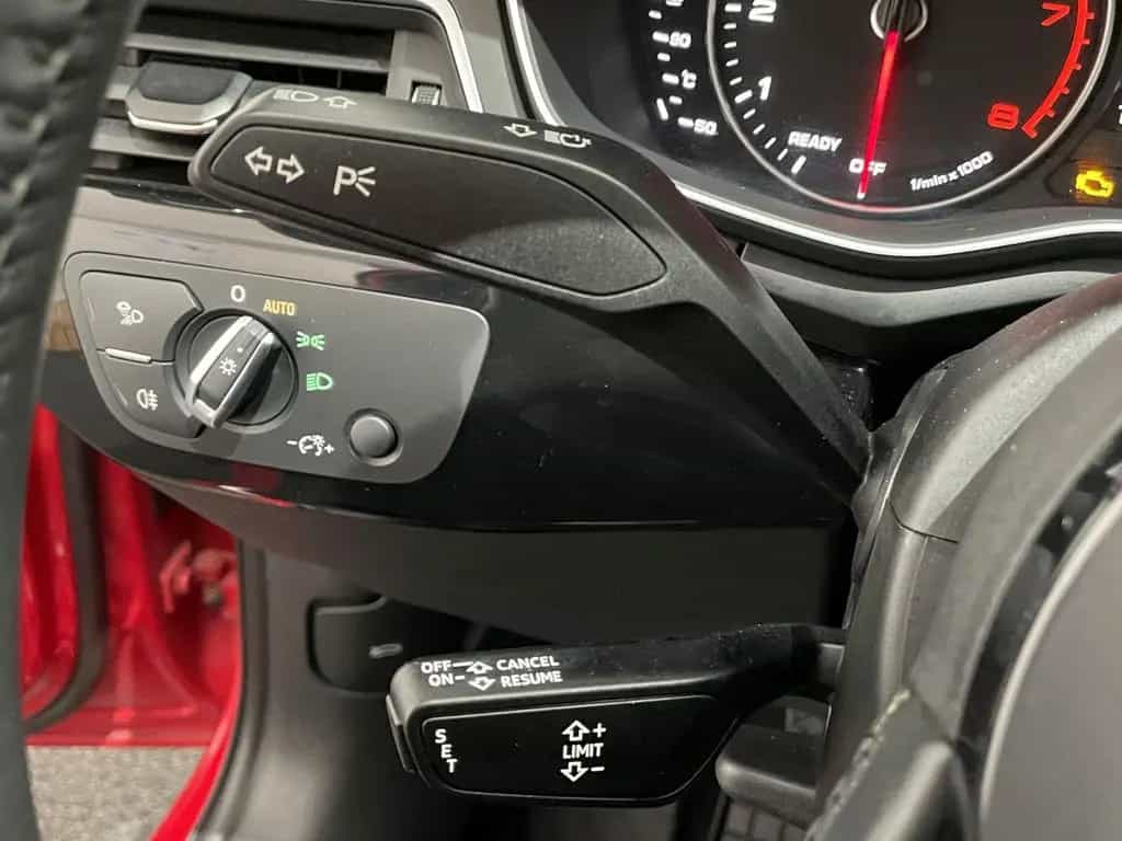 Audi A4 Avant 35 TFSI Sport DAB LED AHK el. Sitze 08/2019-photo-24