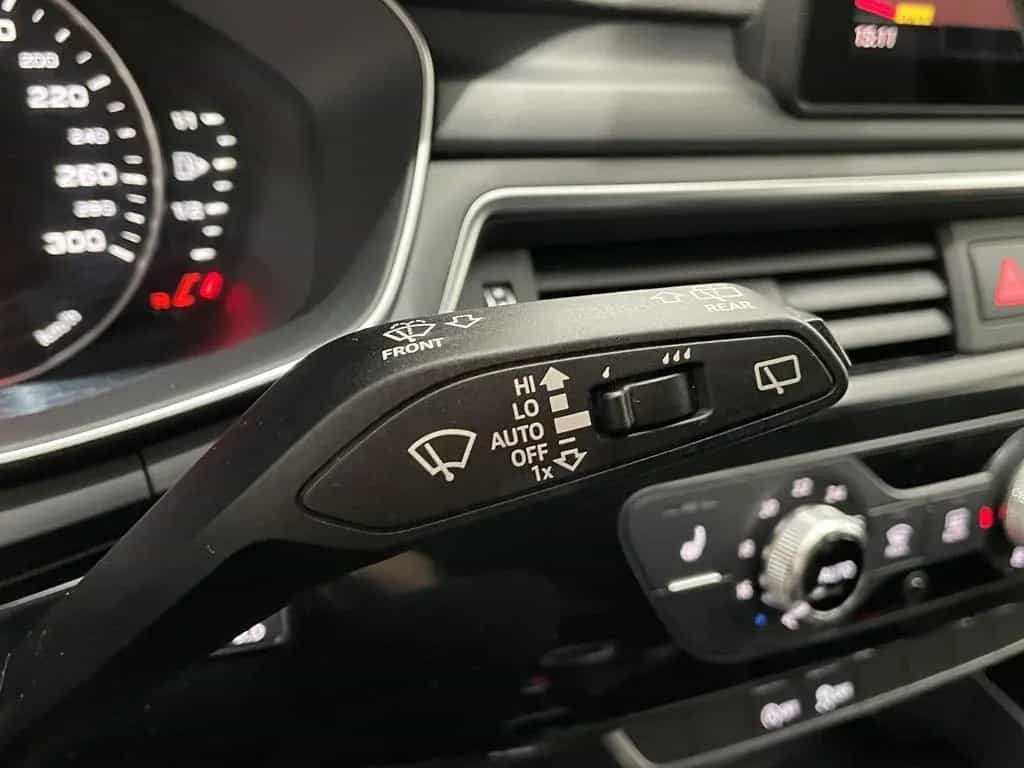 Audi A4 Avant 35 TFSI Sport DAB LED AHK el. Sitze 08/2019-photo-26