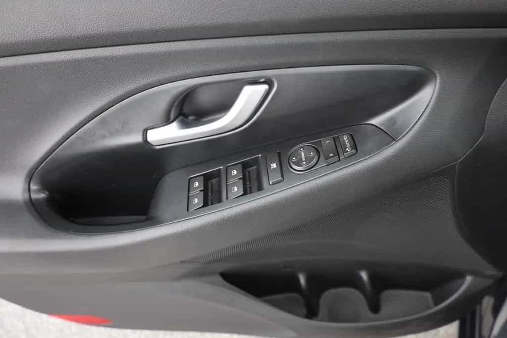 Hyundai i30 1.0 T-GDI Lenkradheizung Sitzheizung Kamera 06/2021-photo-21