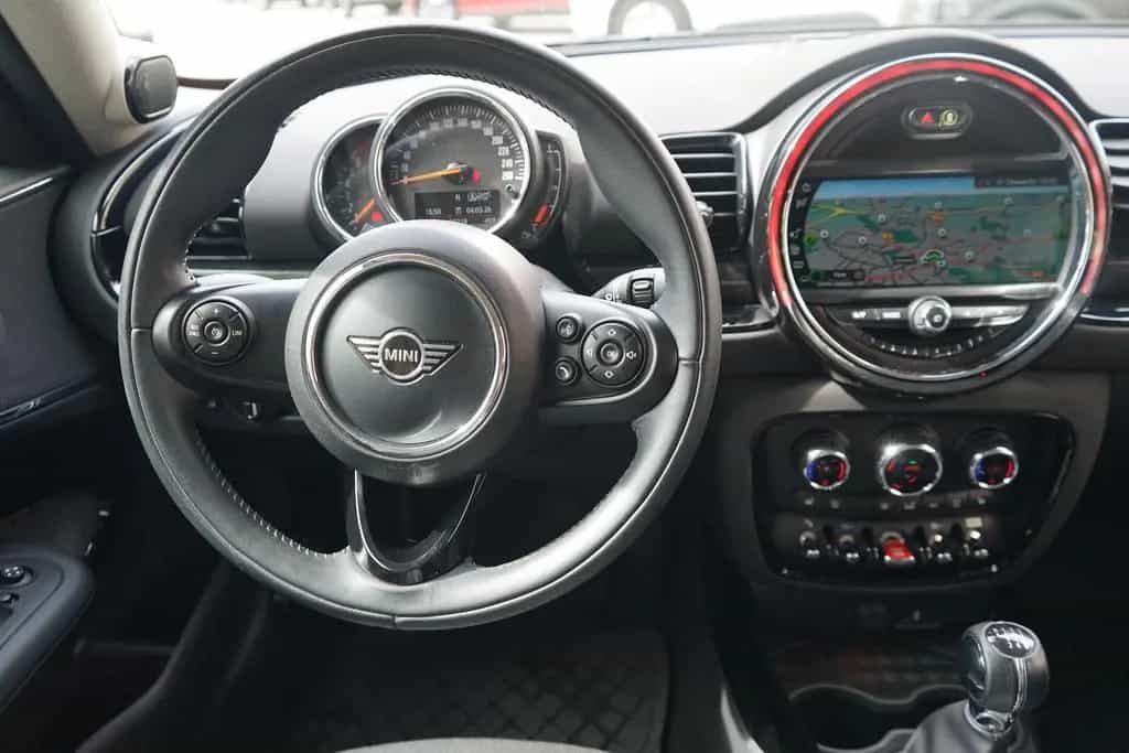 MINI Cooper Clubman Clubman 1.5 Cooper LED Navi Tempomat Sitzheizung 05/2020-photo-10